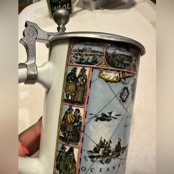 Old World Map Pewter Lidded Tankard with Guglielmo Blacuw Map excellent used con - Picture 5 of 15